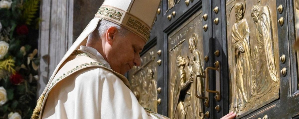 Zatvorenie Svätej brány (Vatican News)
